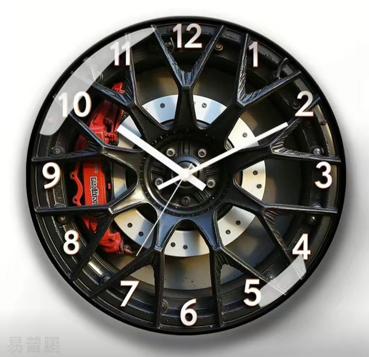 Часы настенные  разные кварцевые