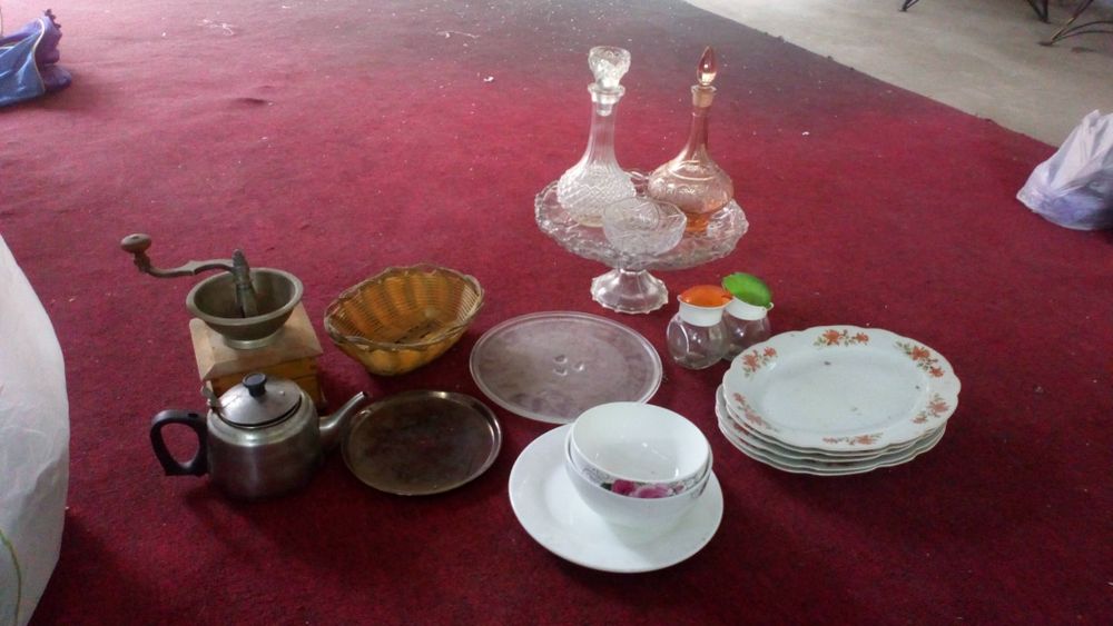 Набор сервиз посуды