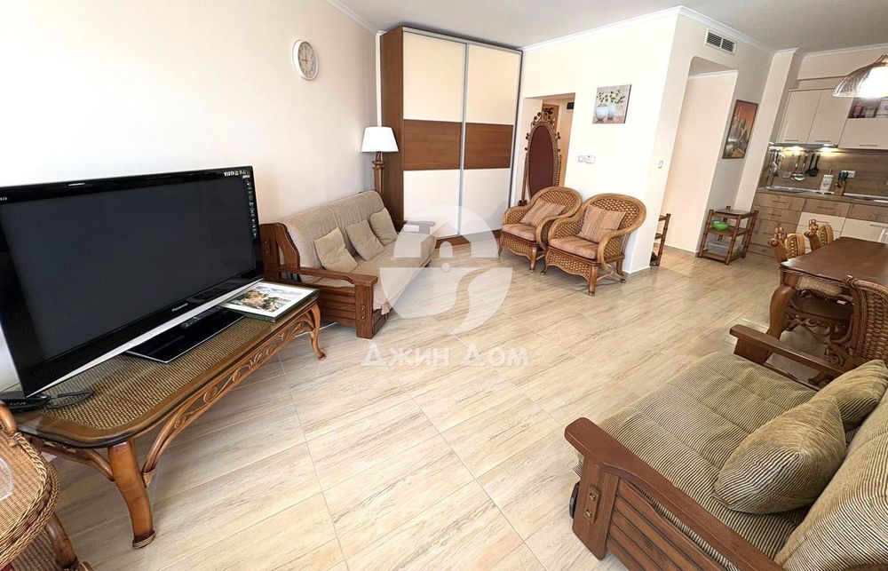 Продава се Двустаен апартамент в к.к. Слънчев бряг - 83 кв.м за 682 €/кв.м - Снимка #2