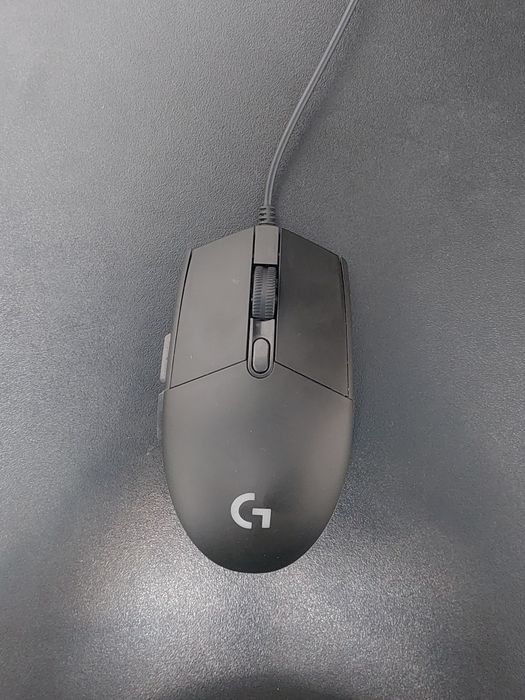 коврик CANYON и мышка Logitech G102