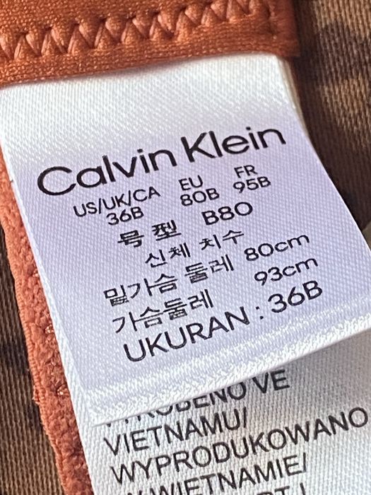 Ново сутиен Calviin Klein размер 80 В