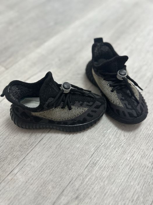 изики , 25-26 размер