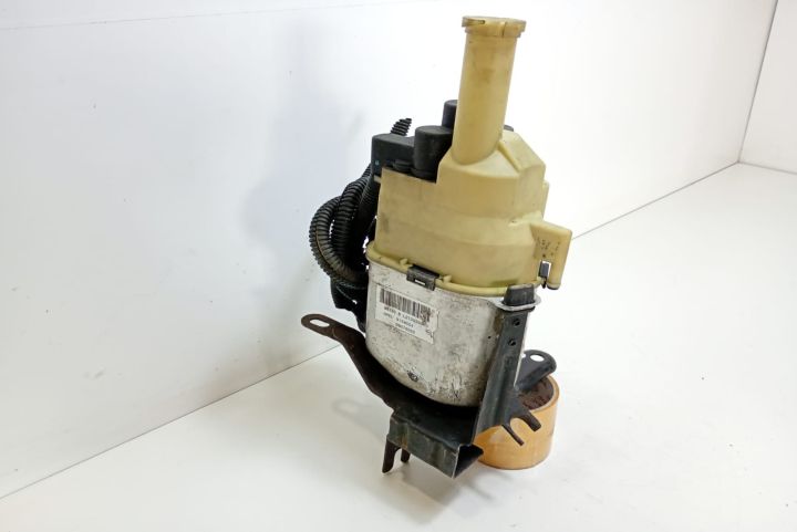 Pompa  servodirectie  9156554 Opel Astra G