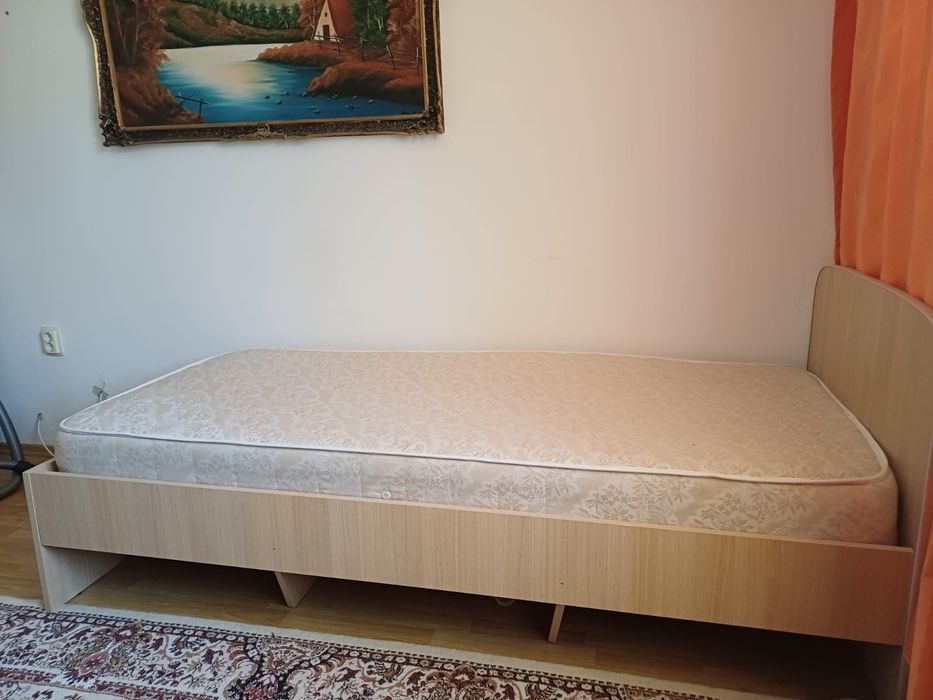 Pat de o persoana cu saltea