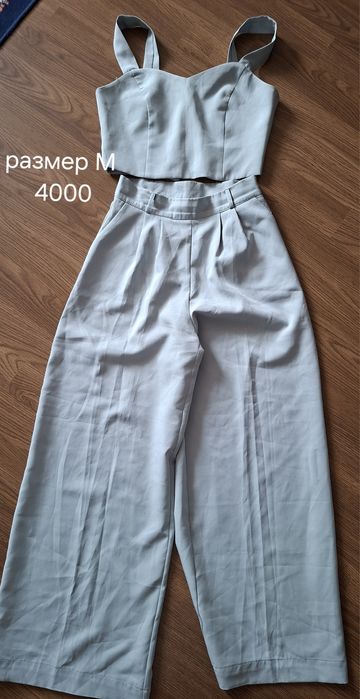Вещи женские 42/44