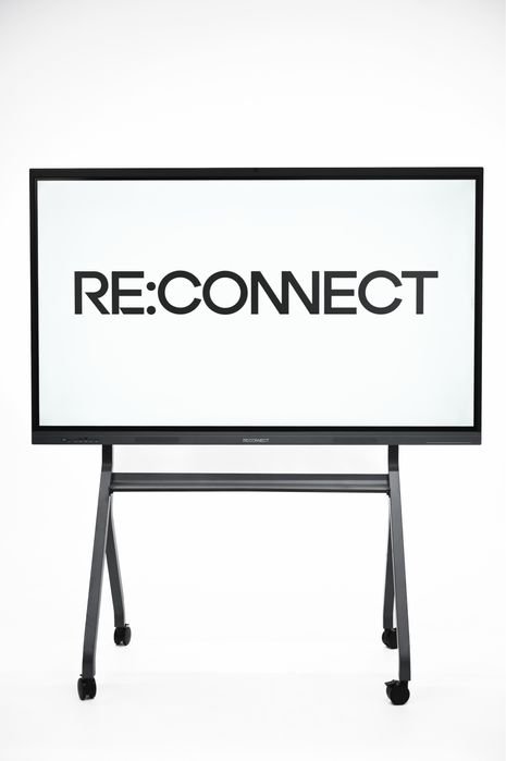 RE: Интерактивная панель 65 дюйм с Windows и мобильный кронштейн