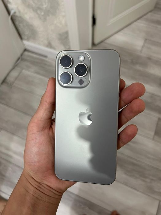 Срочно! Iphone 15 pro max срочно