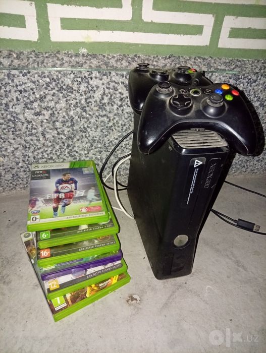 Xbox 360 игровой приставки