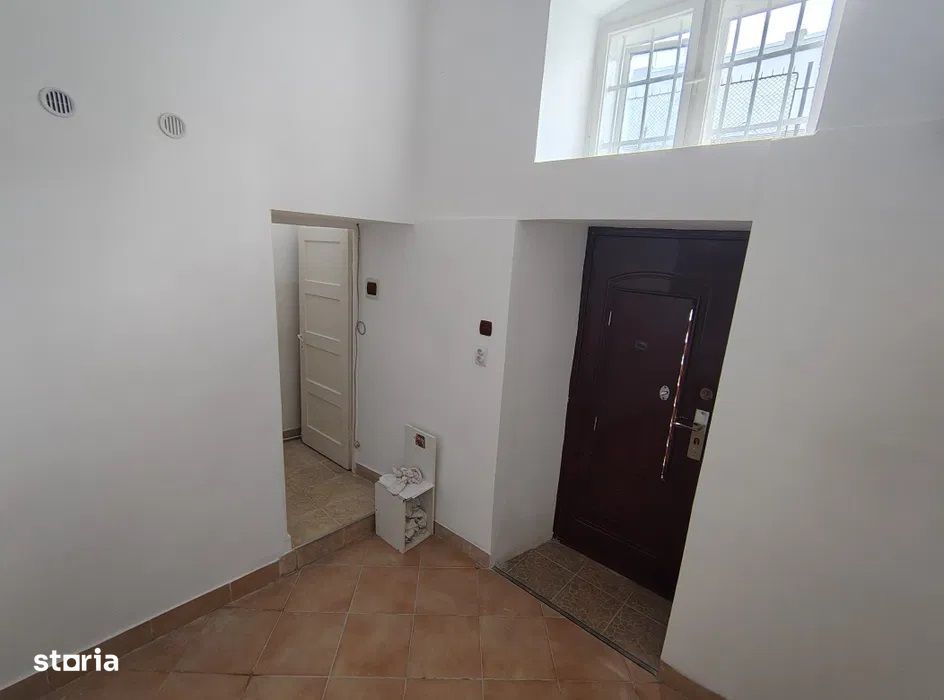 Ultracentral - Inchiriere spatiu birou/locuit  - Piata Trandafirilor