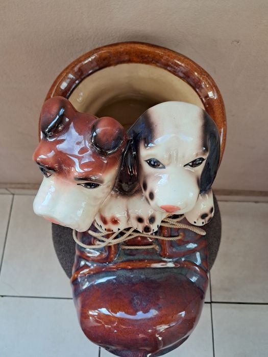 Кашпа в формата на  обувка