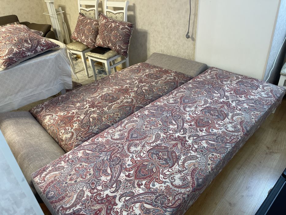 Продам диван, раскладной, длина 195 см с ящиком для вещей.