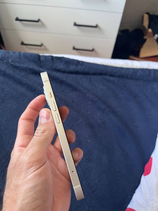 Продам Айфон 13, Apple 13
