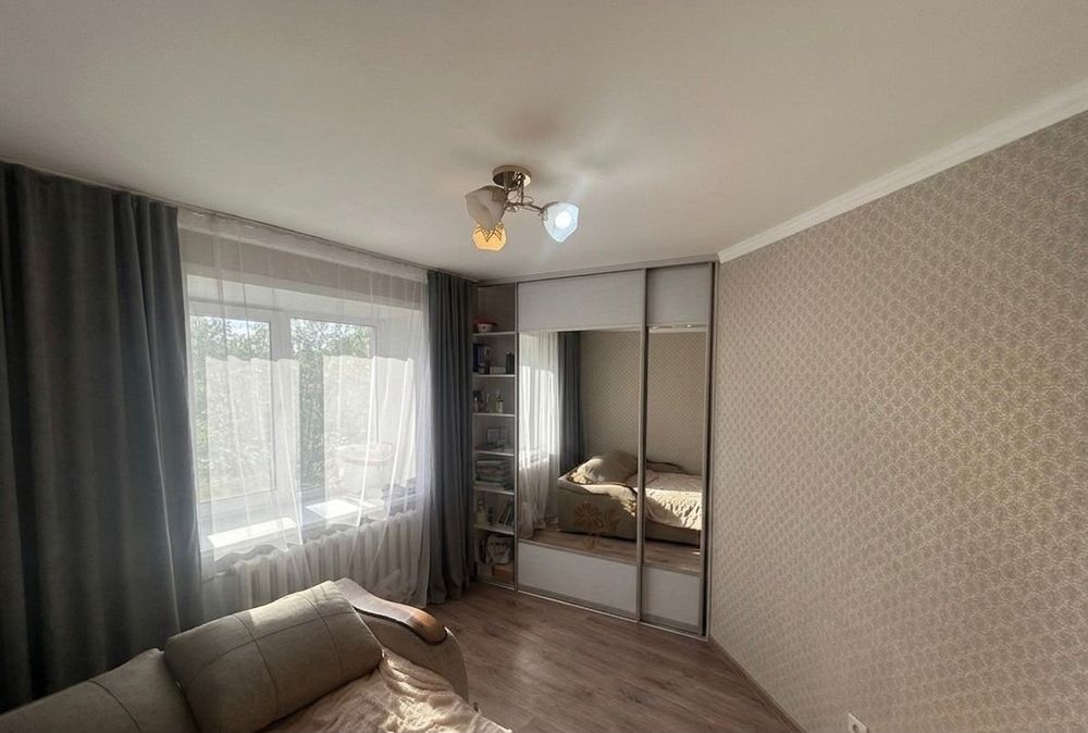 Продам 2хком квартиру район Береке.