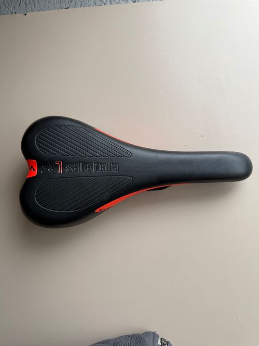 Sa/Scaun bicicleta Cube Selle Italia nou