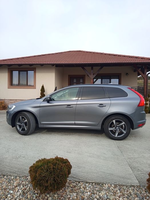 VOLVO XC60 2017 — imagine 5