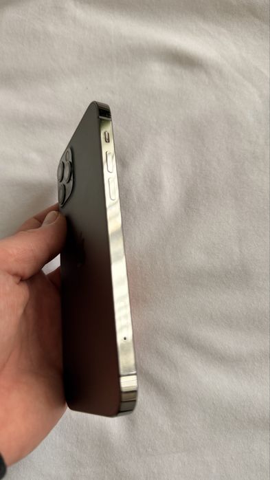 Vand Iphone 12 Pro Graphite