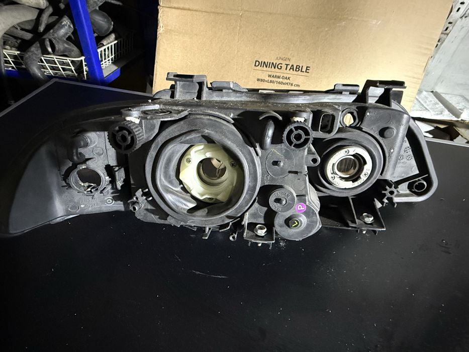 Ляв Фар за Бмв Е39 бял кристален Bmw E39
