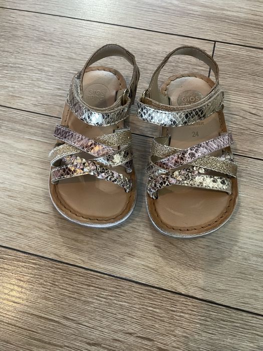 Детски сандали - crocs gioseppo