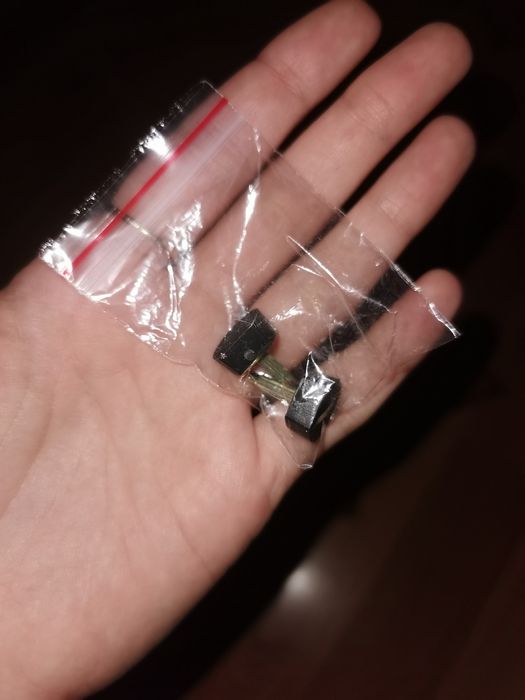 Дамски велурени обувки на ток