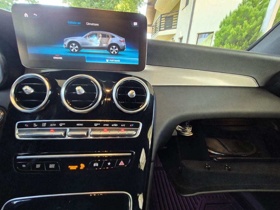Mercedes Glc Amg line , 31000 km cu istoric complet Autoklass , amg line , suspensie pe perne aer , garantie 2 ani autoklass , revizii incluse.