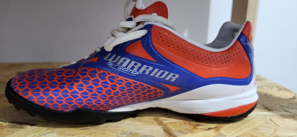 Adidasi Warrior,copii,crampoane sintetic,marimea 35.5