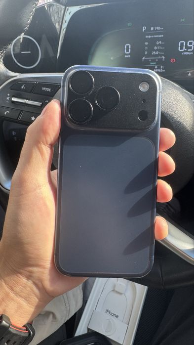 Iphone 16 pro 256GB 100 акум