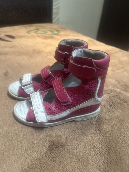 Тутара  лечебные сандали