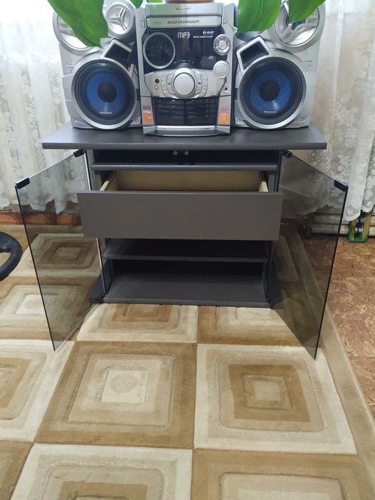 Тумбочка универсальная