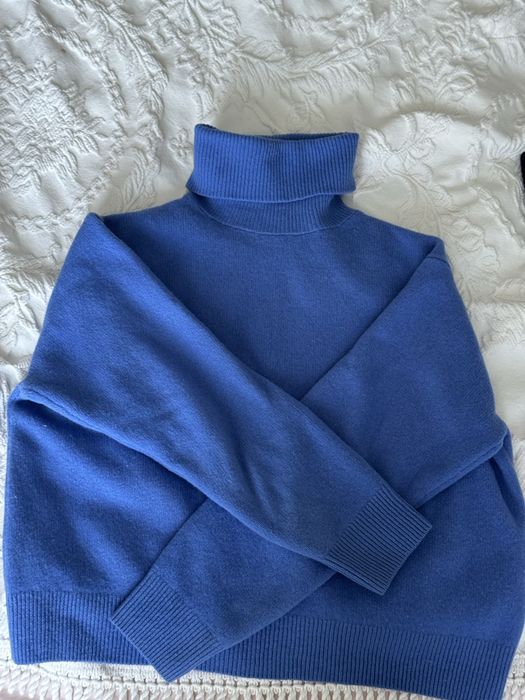 Женский свитер uniqlo