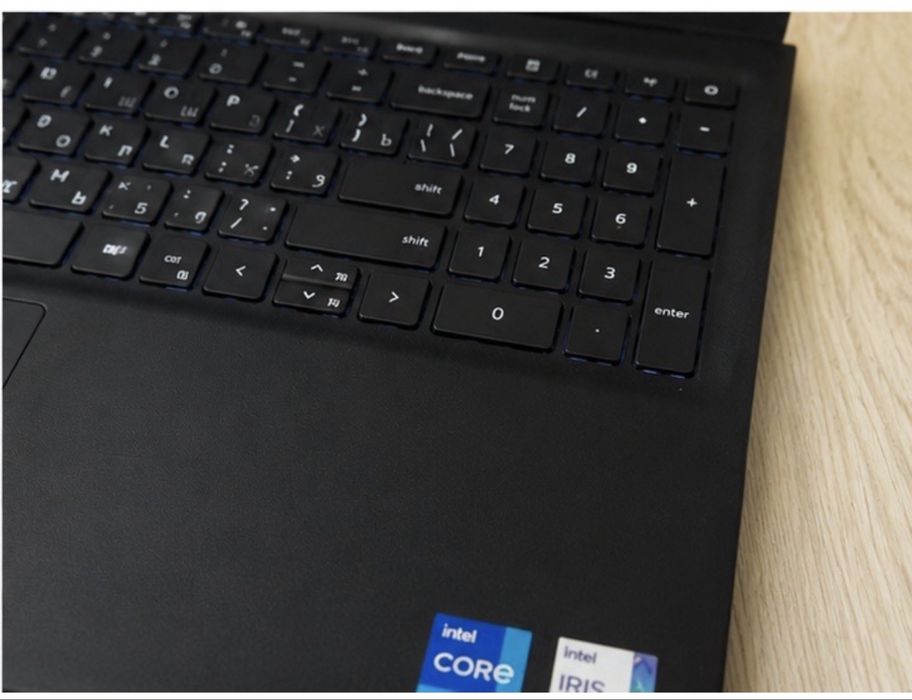 Ноутбук Dell Inc