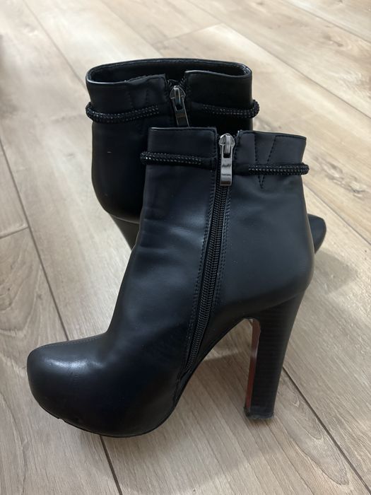 Продам обувь в идеальном состоянии