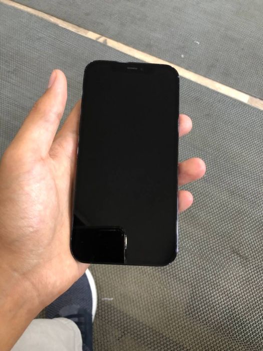 Iphone 12 pro sotiladi