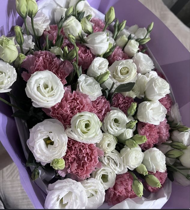 Продам цветы в хорошем состоянии