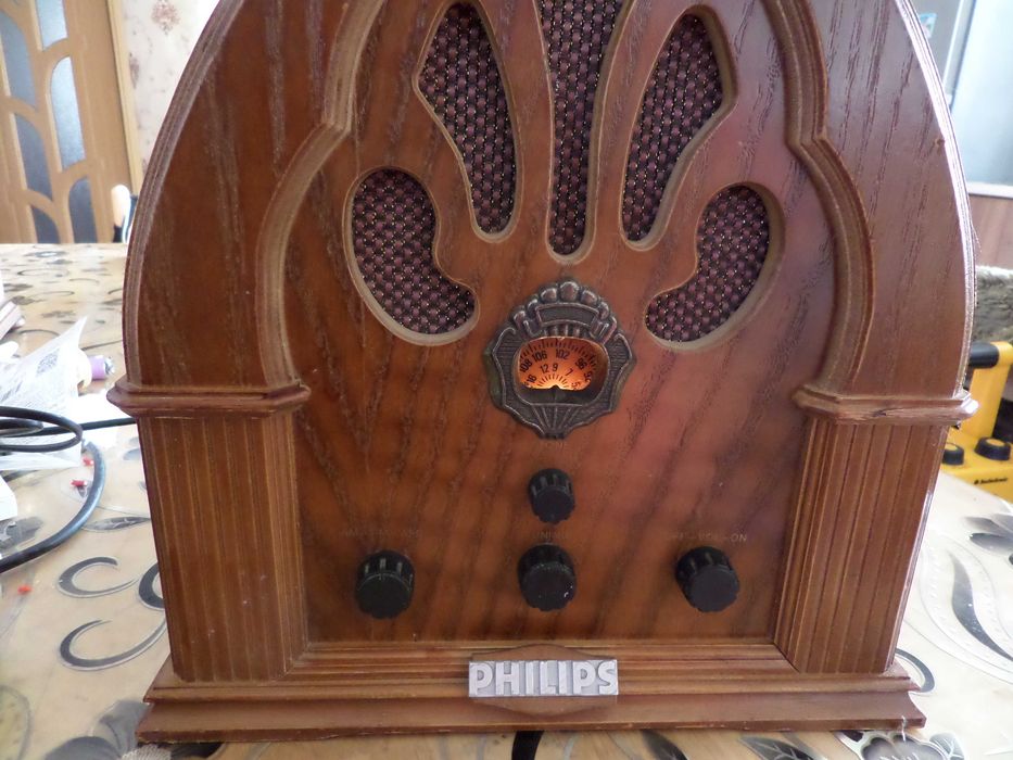 Radio si casetofon vintage FM si AM vechi superb perfect functional