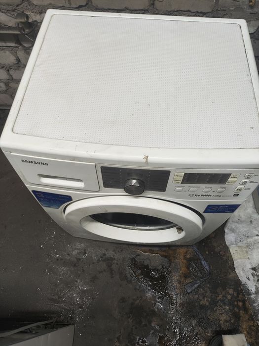 Срочно продам стиральную