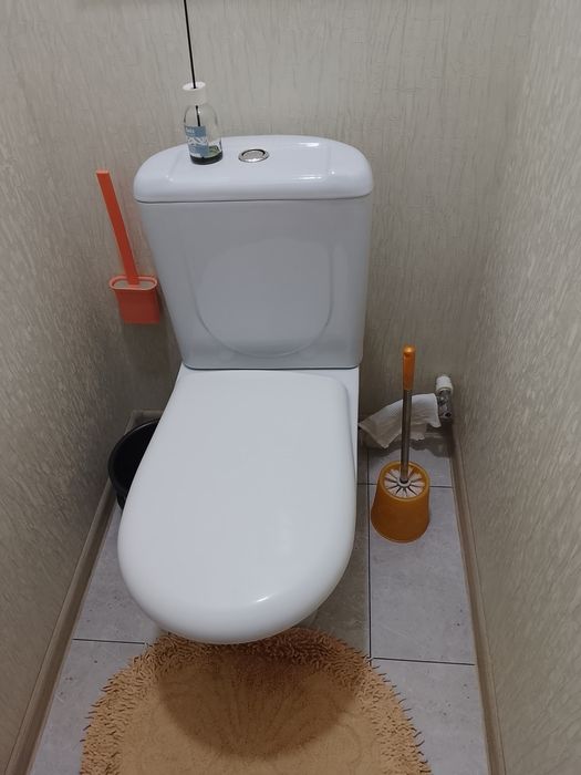Продам унитаз б\у