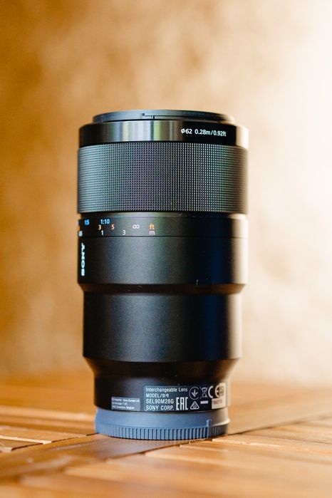 Vand obiectiv Sony 90 2.8 G Macro ca nou