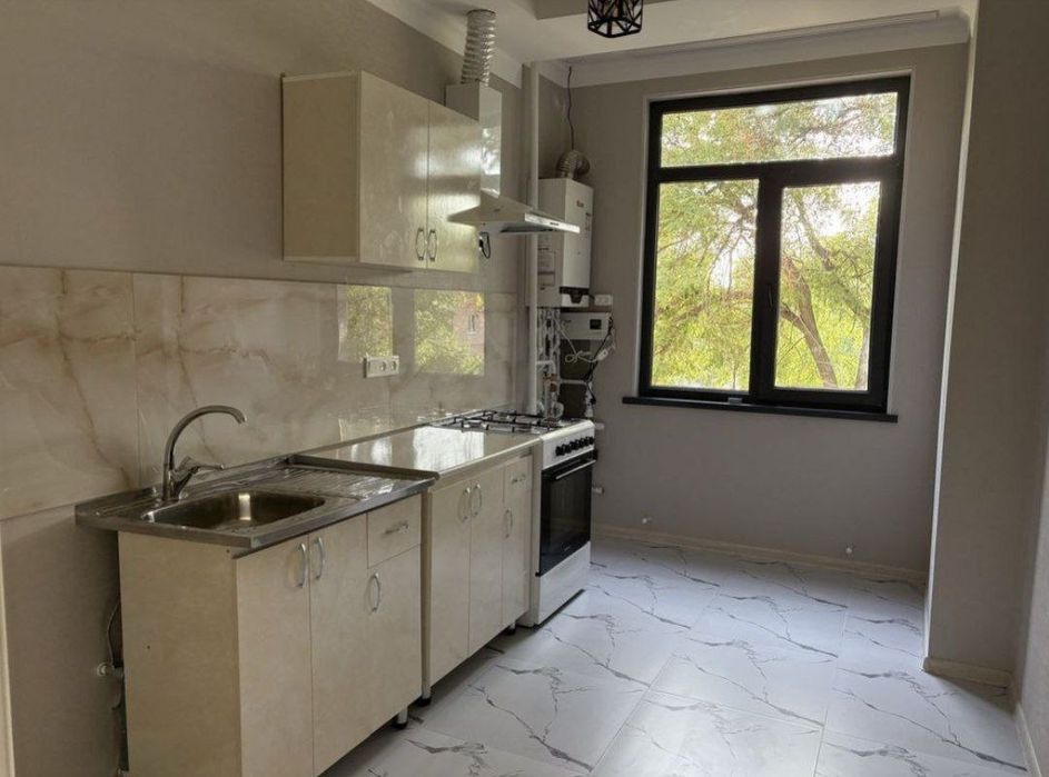 Chilonzor Novza metroga 10 menutlik yul bollaga oylaga