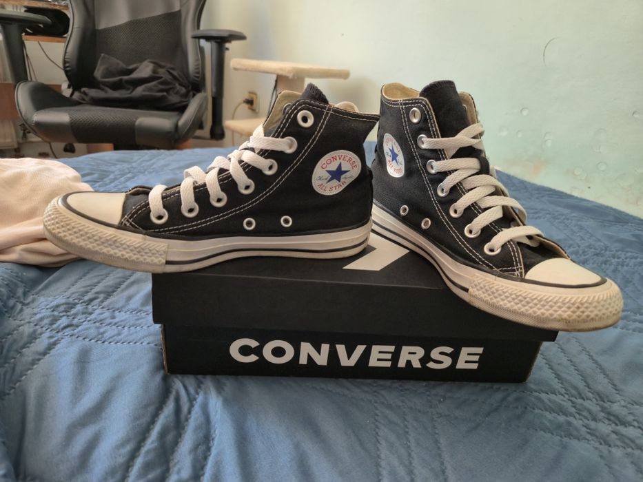 Кецове Converse.