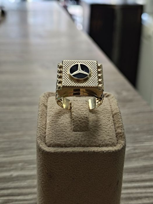 Златен пръстен Mercedes 6.17гр / 14К