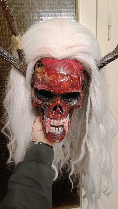 Карнавални/кукерски маски