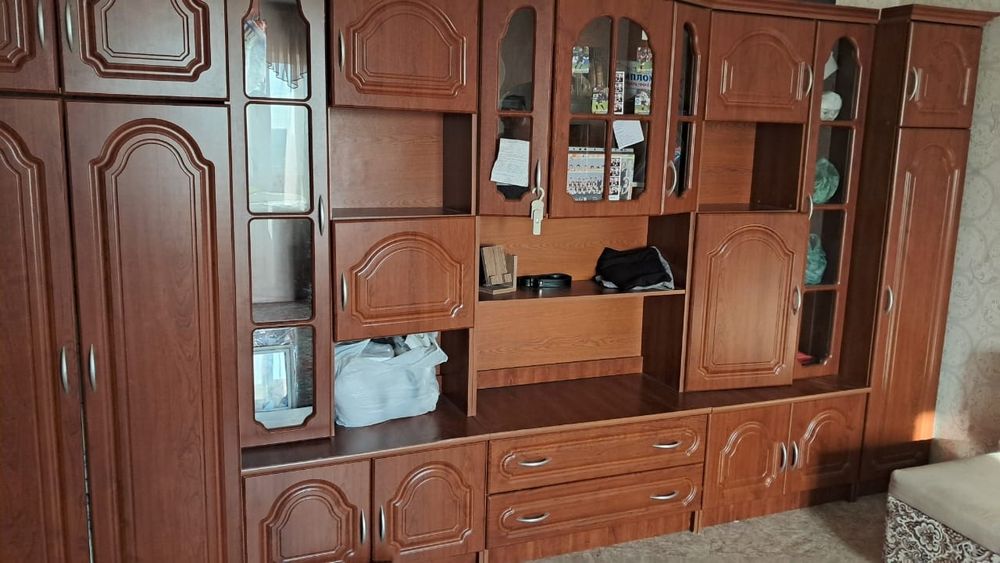 Продам стенку белорусскую