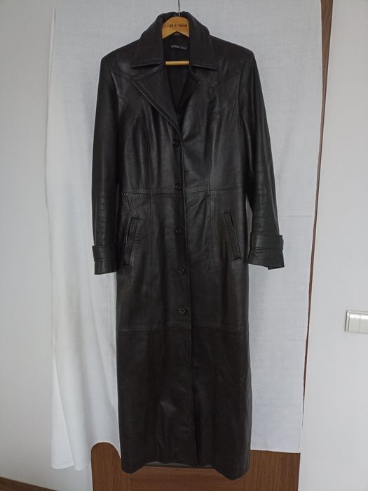 Haina lunga din piele