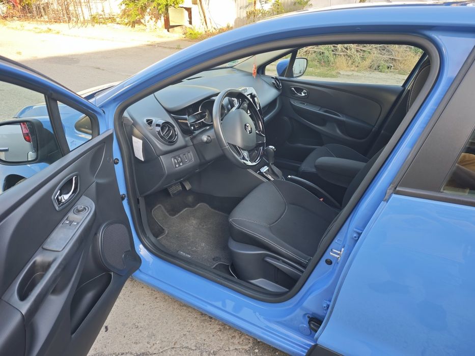 Renault Clio 1.5dci,90cp,automat,A/C,navi,bluetooth,pilot,2xPDC,LED