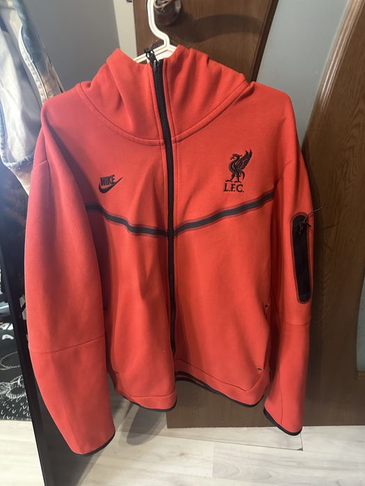 Liverpool FC Tech Fleece размер М,Corteiz shukushuku долнище размер ХЛ