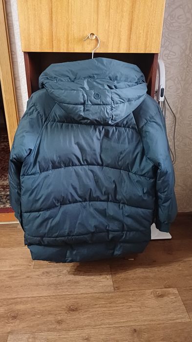 Продам женский пуховик