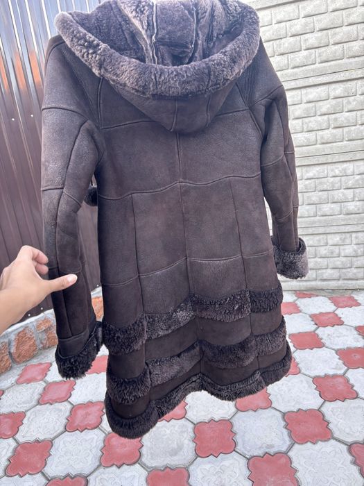 Продам дубленку на девочку