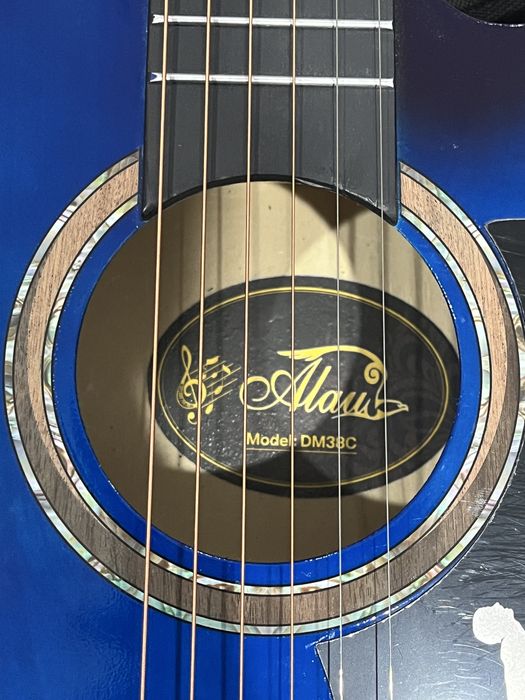 Новый гитара акуссическая 38