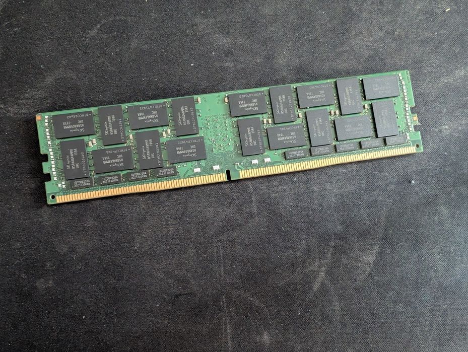 Memorie RAM server 64GB DDR4 ECC Reg – SK hynix