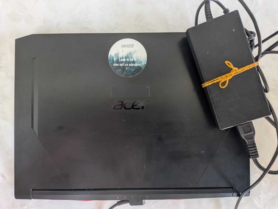 Vând Laptop Acer Nitro 5 de Gaming - Utilizat